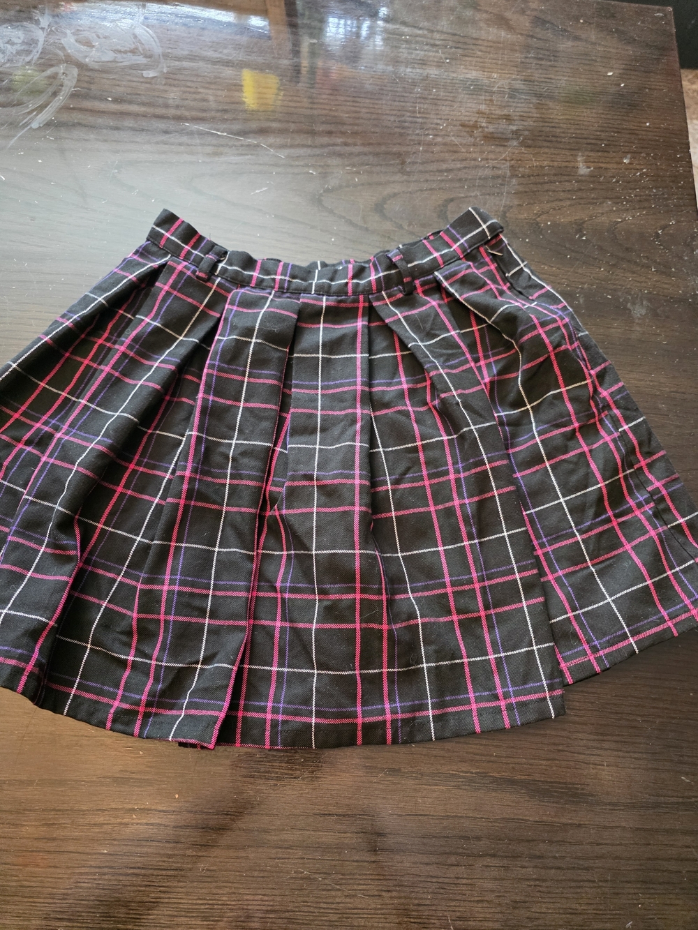 Hot Topic Black Plaid Pleated Skater Skirt with Pink & White Lines